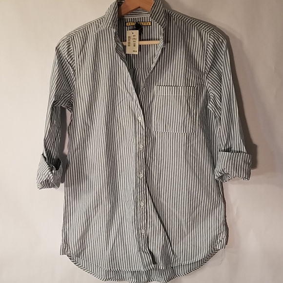 Prince & Fox Tops - NWT Pinstripe Prince and Fox Small/Petite